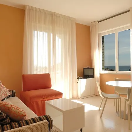 Aparthotel Oliveto 3*
