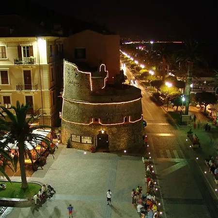 Oliveto Aparthotel Ceriale