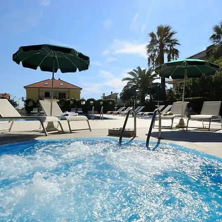 Aparthotel Oliveto Ceriale