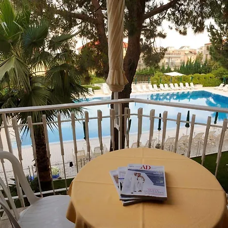 Oliveto Aparthotel Ceriale