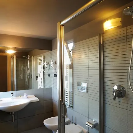 レジデンス オリベート 3*