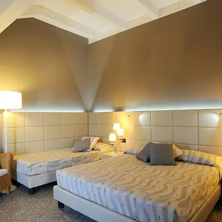 レジデンス オリベート チェリアーレ