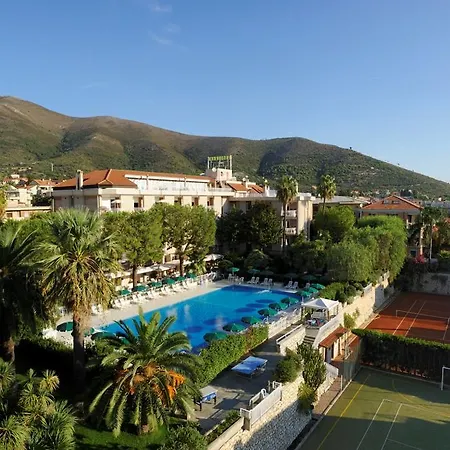 Oliveto 3* Ceriale