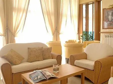 Lejlighedshotel Oliveto 3*
