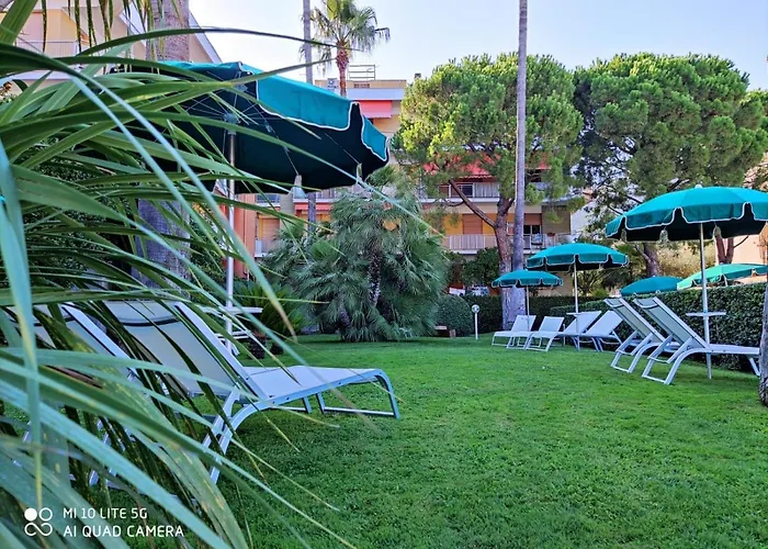 Oliveto Aparthotel 3*